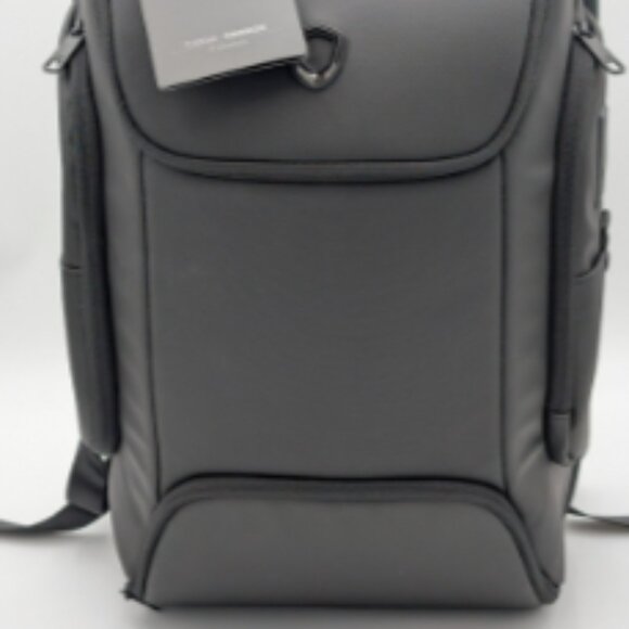 Traveler's Choice Breenon 19" Laptop Backpack with USB Port M34A Black - Picture 2 of 6